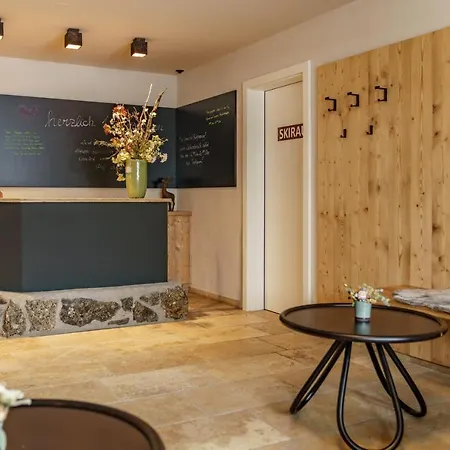 Hubertus Wellness & Breakfast Шладминг
