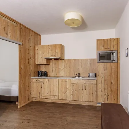 Hubertus Wellness & Breakfast Aparthotel *