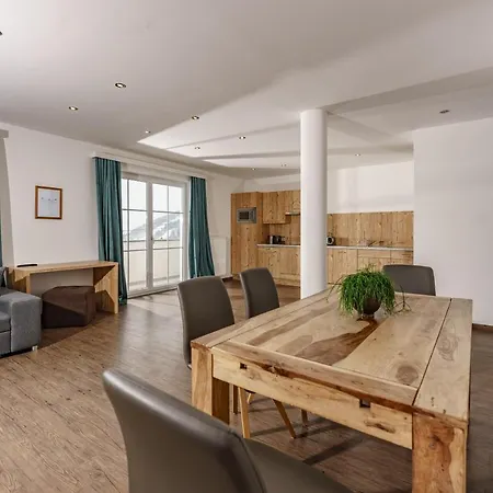 Hubertus Wellness & Breakfast Aparthotel *