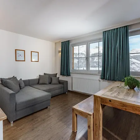 Hubertus Wellness & Breakfast Hotel apartamentowy 4*