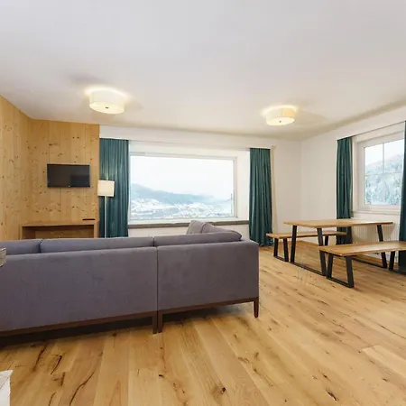 Hubertus Wellness & Breakfast Lägenhetshotell 4*