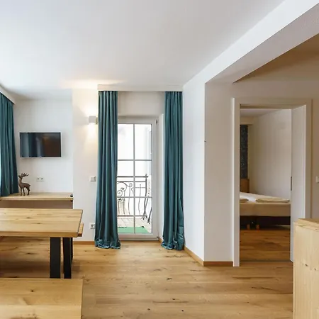 Hubertus Wellness & Breakfast Lägenhetshotell