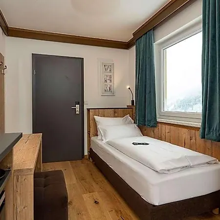 Hubertus Wellness & Breakfast 4* Schladming