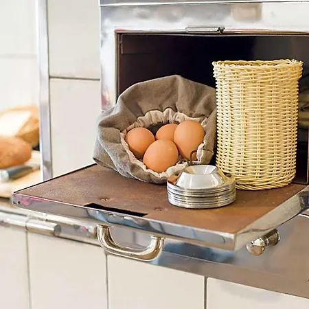 Hubertus Wellness & Breakfast 4*