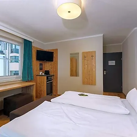 Hubertus Wellness & Breakfast Lägenhetshotell