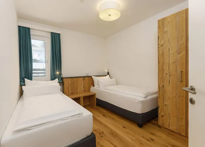 Hubertus Wellness & Breakfast Ξενοδοχείο με διαμερίσματα 4*