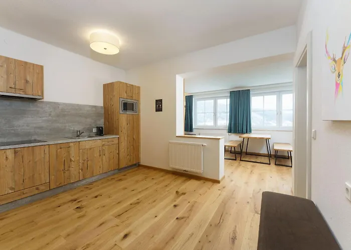 Hubertus Wellness & Breakfast Ξενοδοχείο με διαμερίσματα 4*